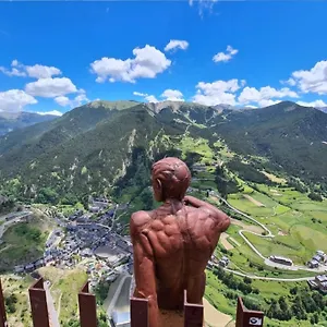  Apartamento Font Blanca En Arinsal